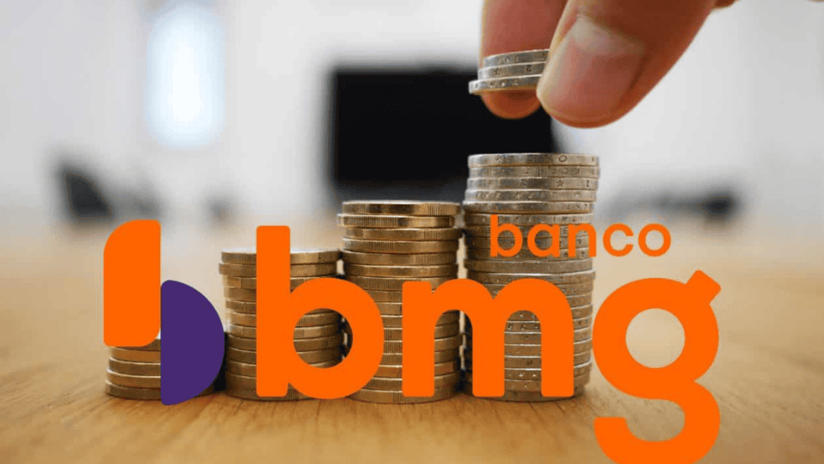 Imagem mostra pilhas de moedas douradas ao lado do logotipo do Banco BMG, simbolizando crédito pessoal rápido e seguro como é o empréstimo pessoal BMG